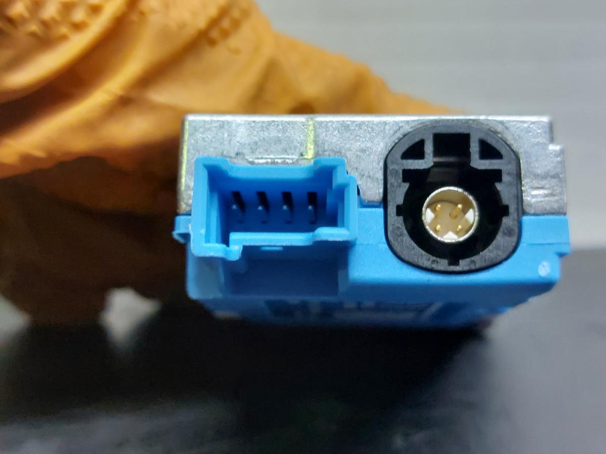 Módulo USB / AUX / IPOD BMW 1 (F40) Imagem-2