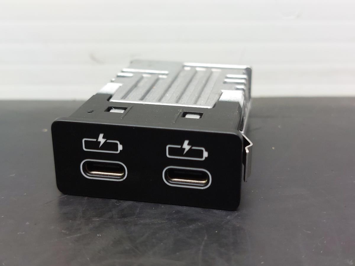 Módulo USB / AUX / IPOD BMW 1 (F40)