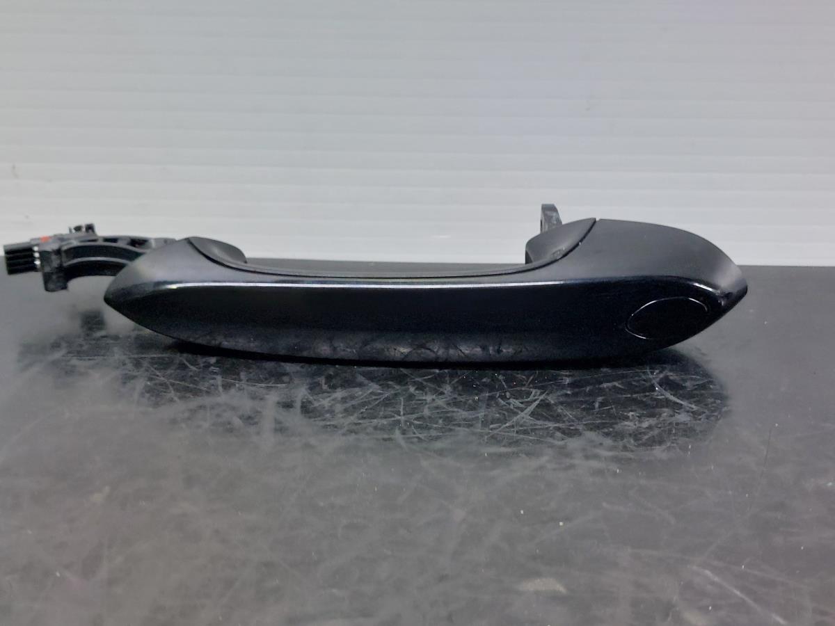 Left front door handle BMW 1 (F40) Imagem-0