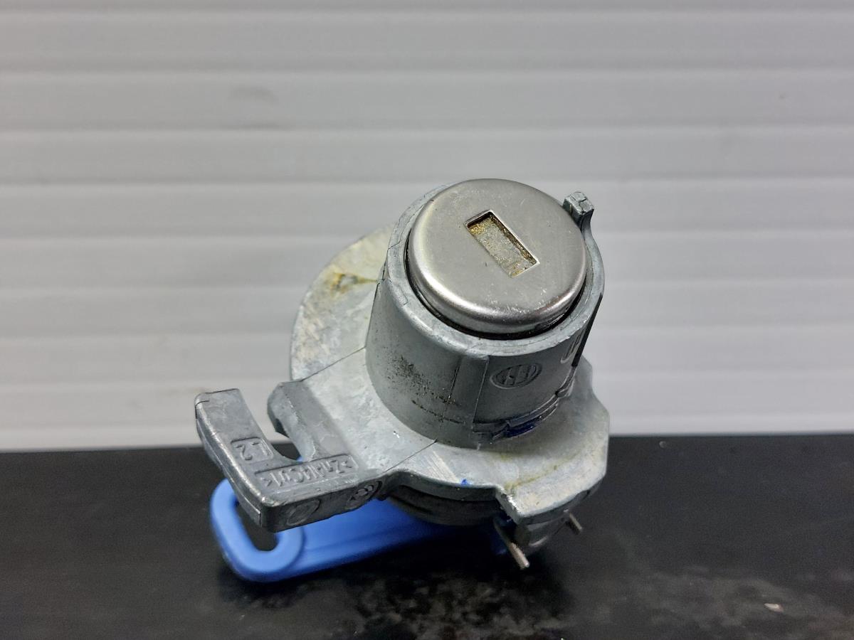 Canhão de porta BMW 1 (F40)