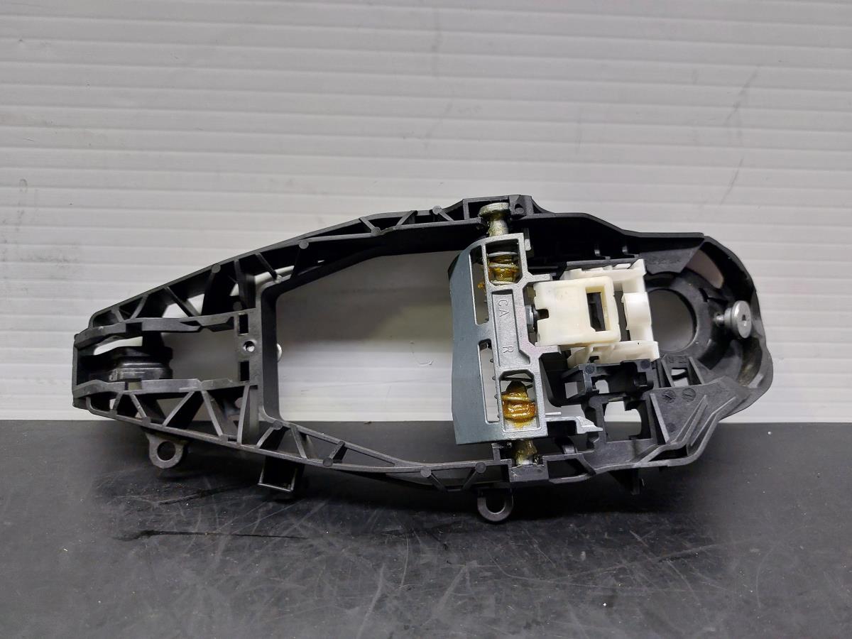 Soporte Manija puerta Delantera Derecha BMW 1 (F40) Imagem-4
