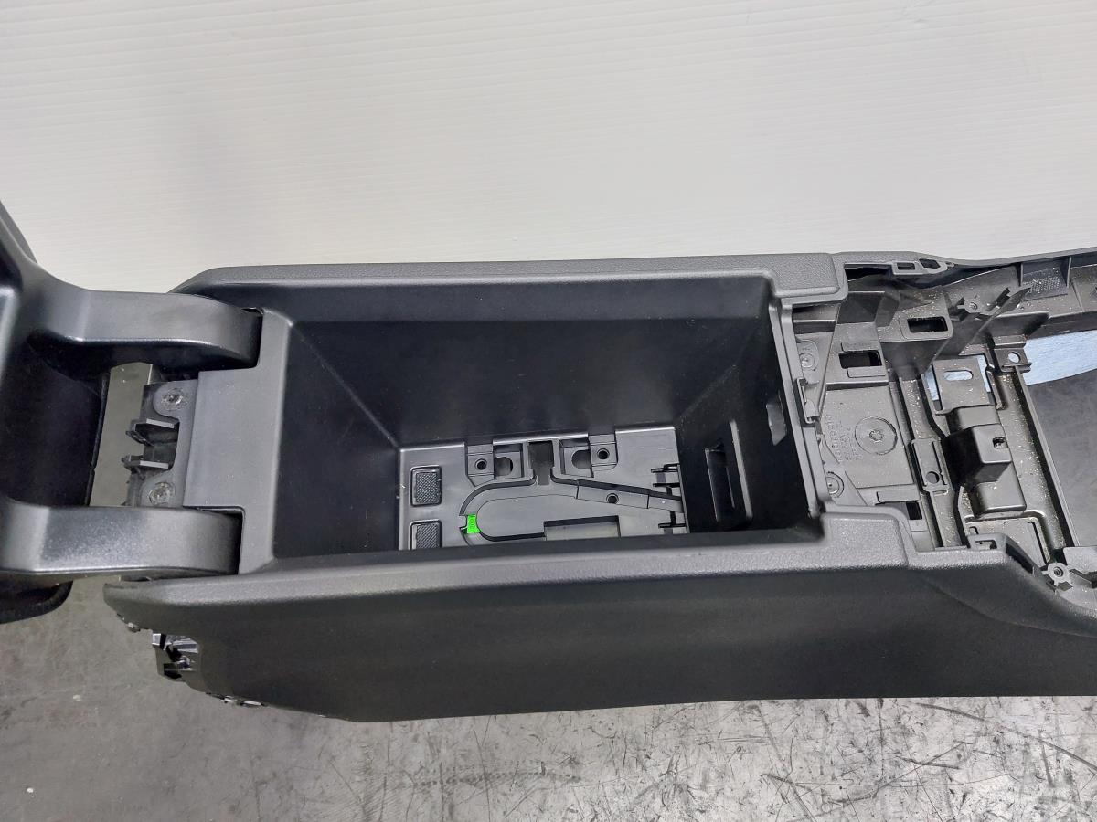 Consola central BMW 1 (F40) Imagem-12