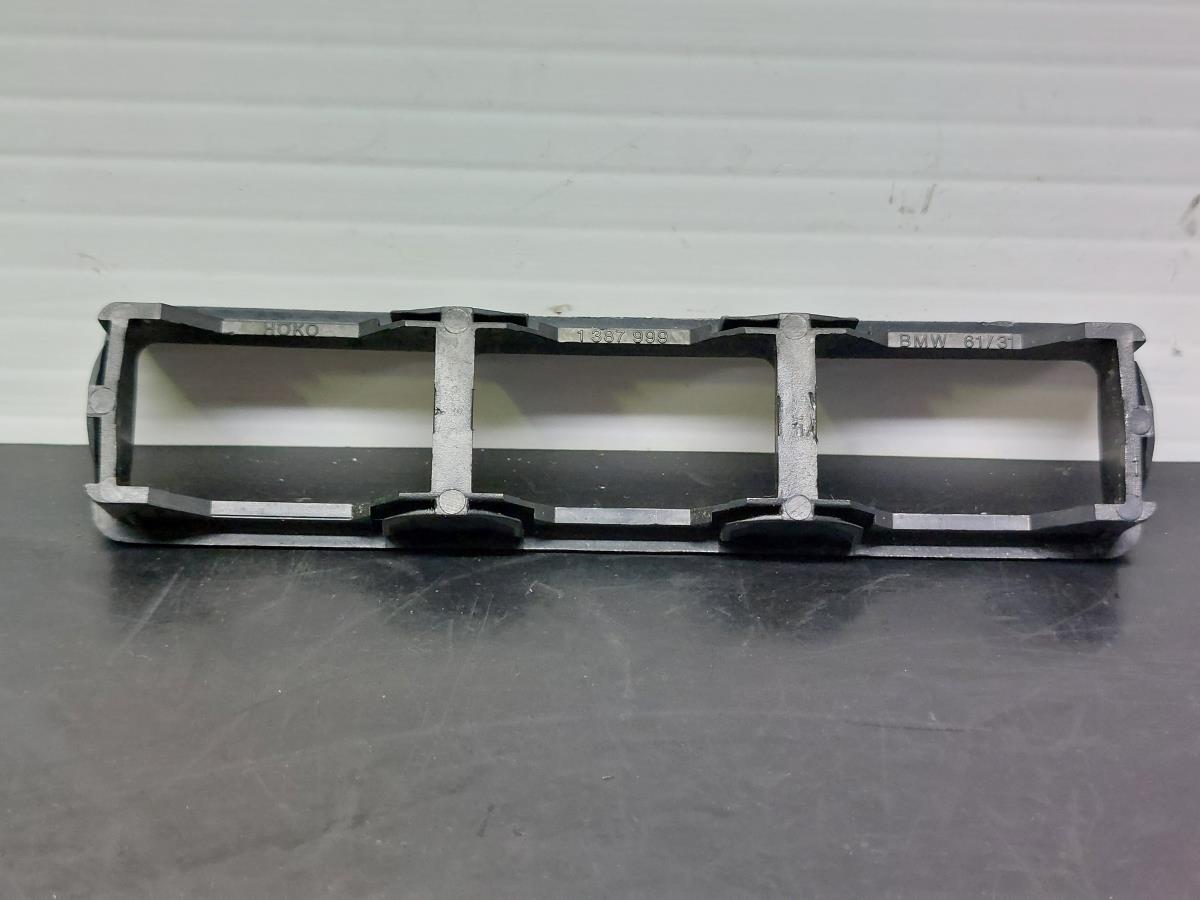 Panneau revêtement console centrale / radio BMW 3 (E36) Imagem-1