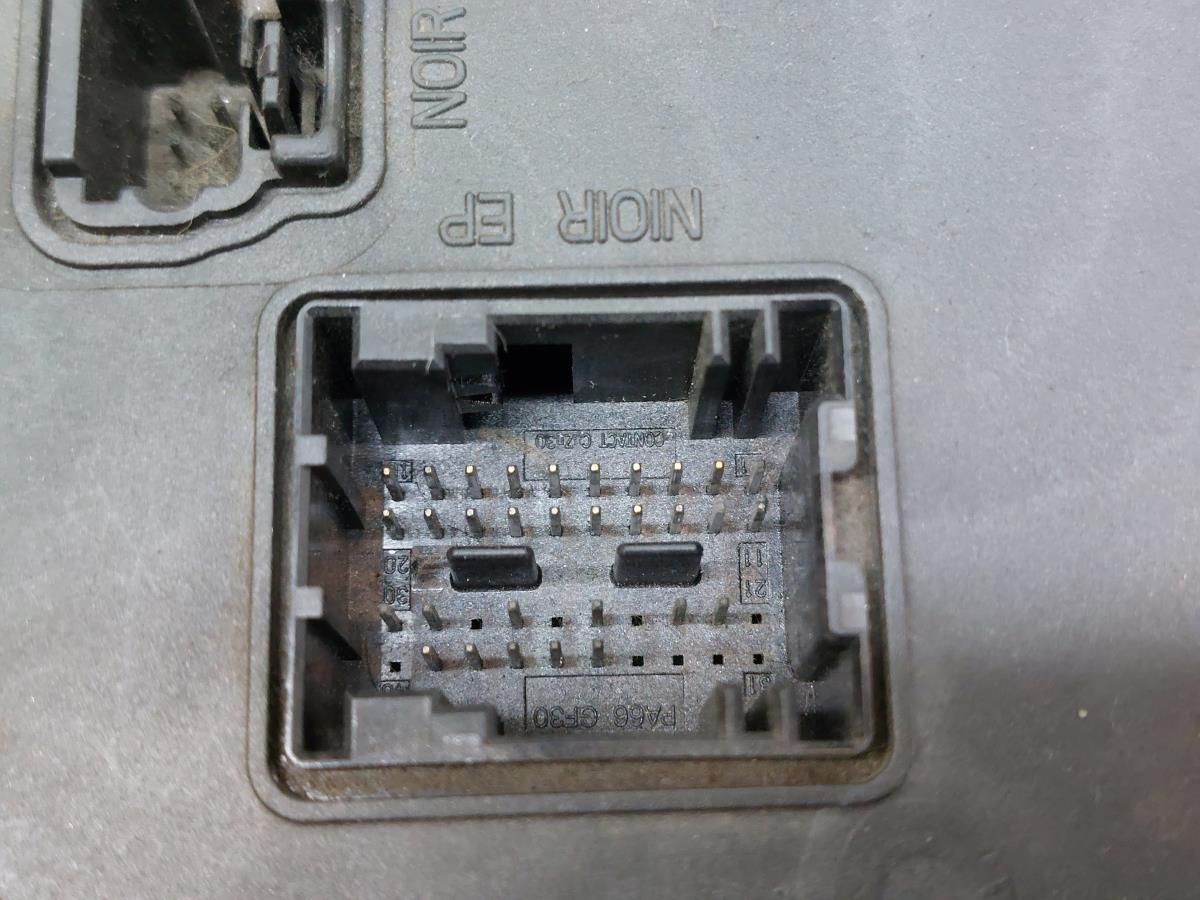 Fuse box / SAM / BSI CITROËN C3 I (FC_) Imagem-1