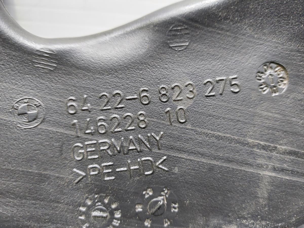 Pièce en plastique générique BMW 1 (F40) Imagem-3