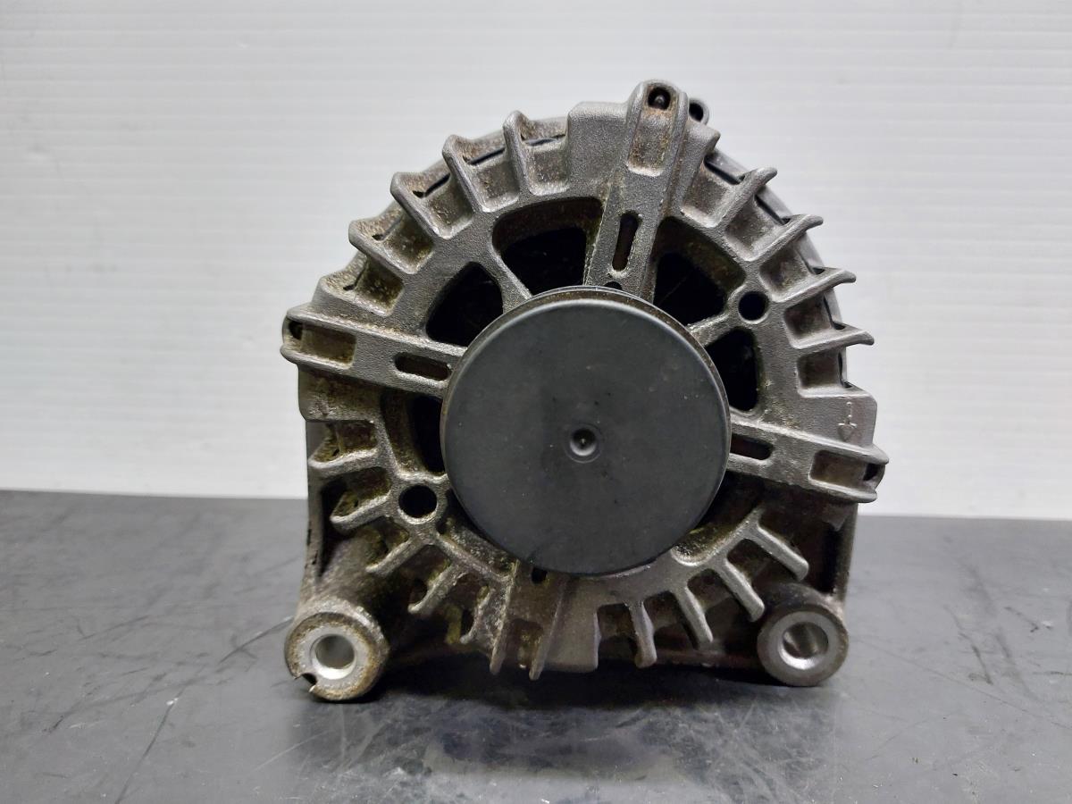 Alternador BMW 4 Gran Coupe (F36) Imagem-1