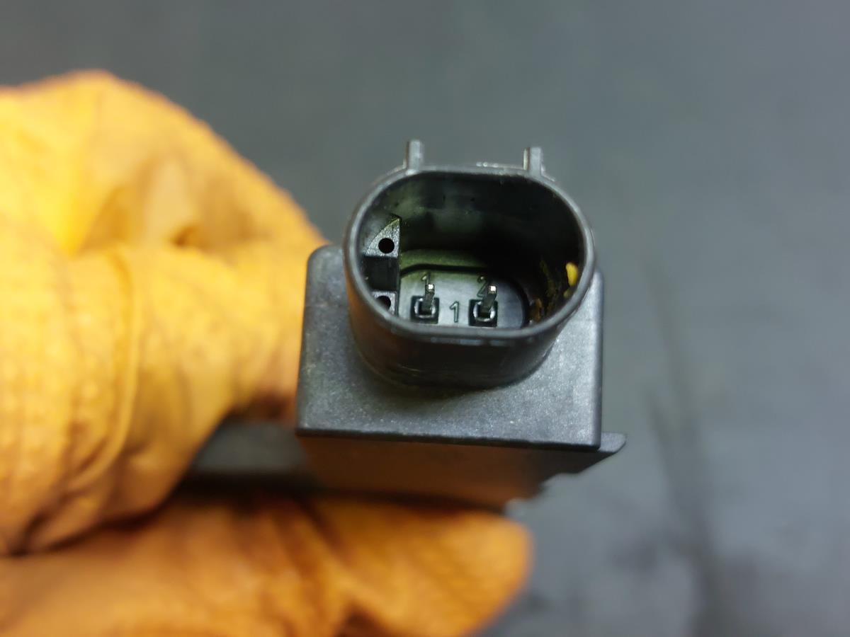 Antenna BMW 4 Gran Coupe (F36) Imagem-3