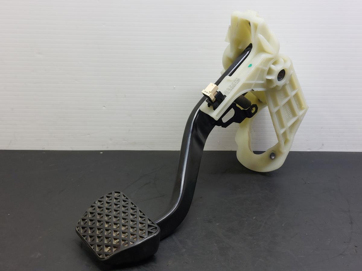 Pedal BMW 4 Gran Coupe (F36) Imagem-1