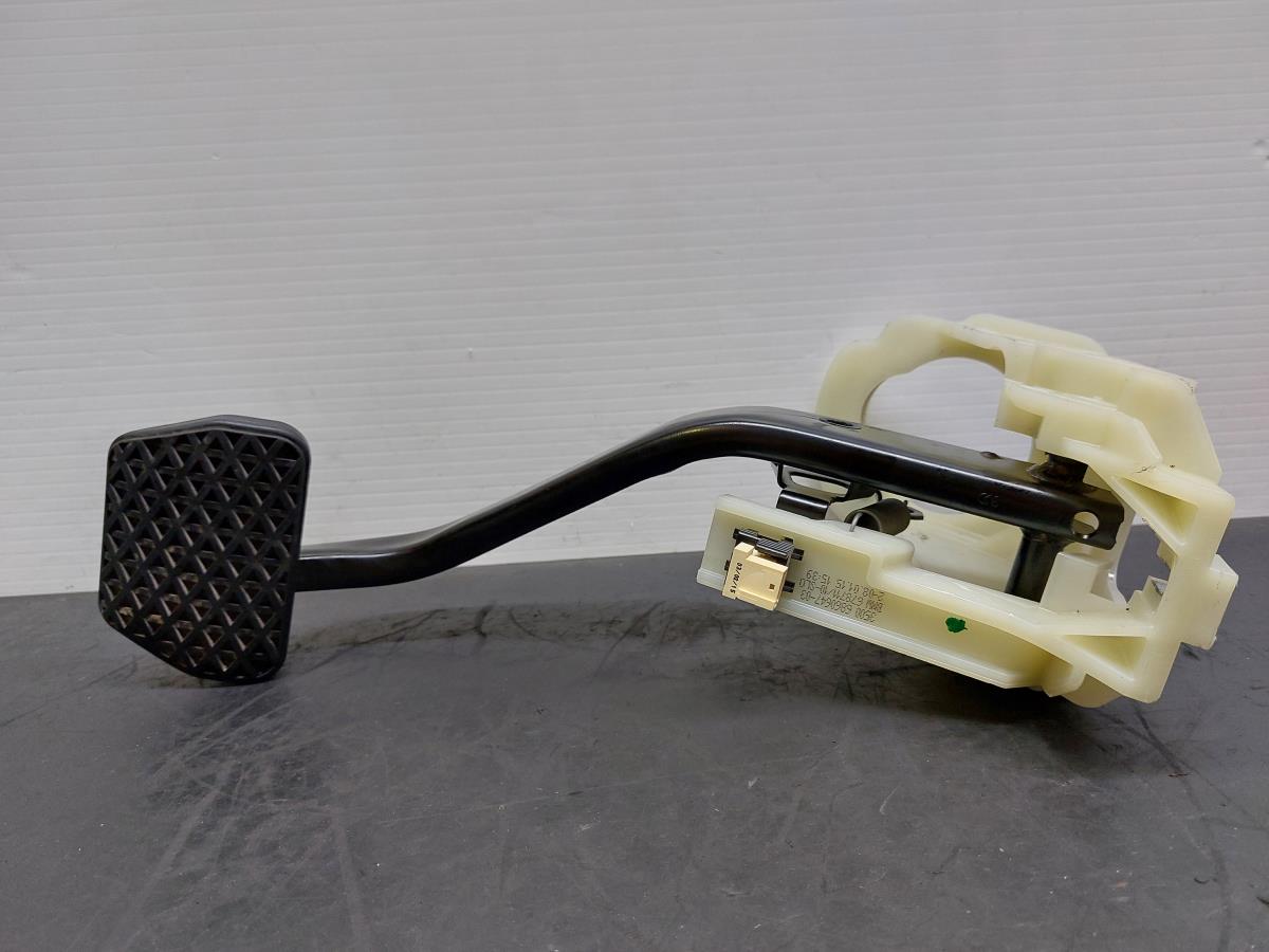 Pedal BMW 4 Gran Coupe (F36) Imagem-2