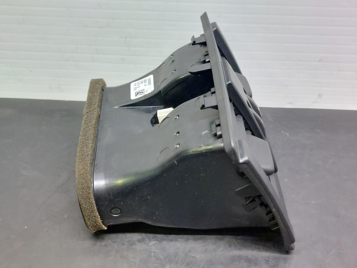 Diffusore / uscita aria BMW 4 Gran Coupe (F36) Imagem-1