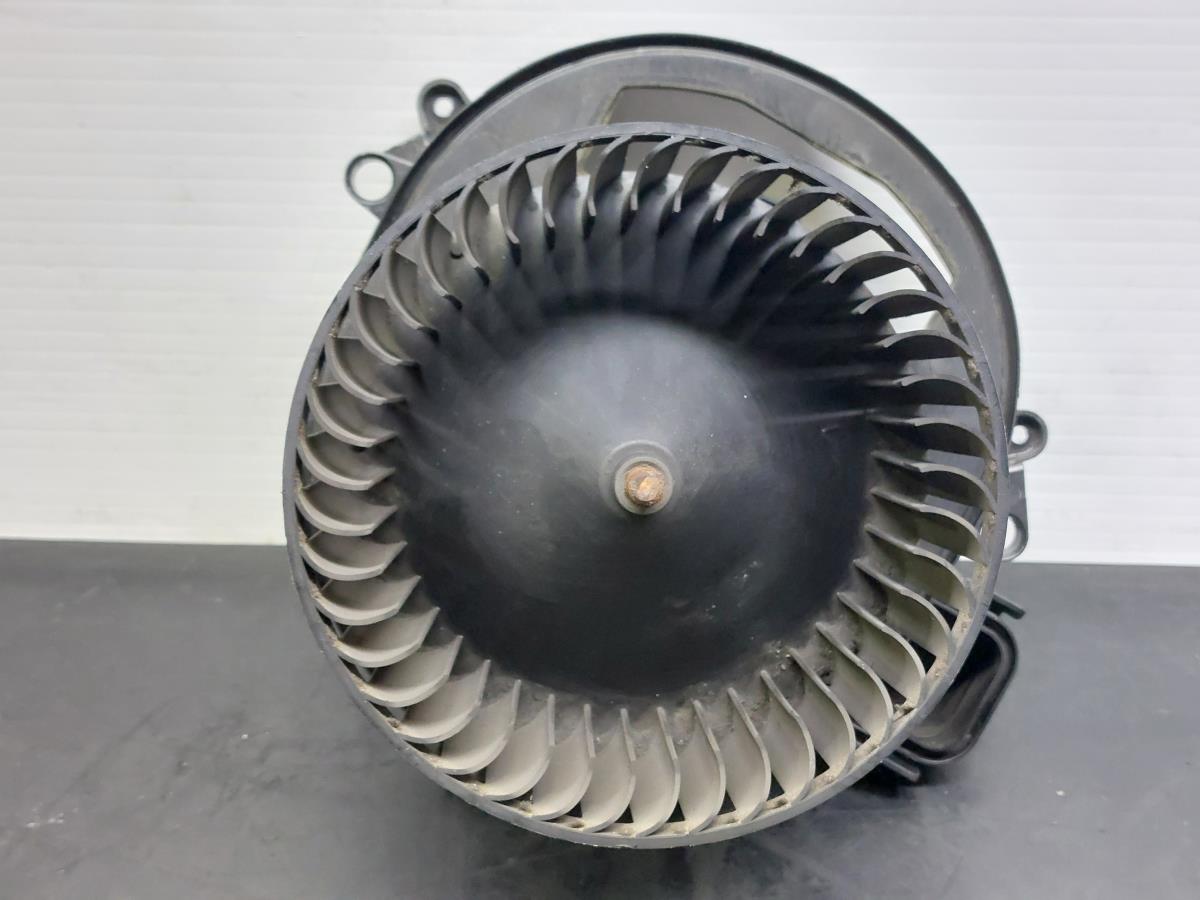Ventola riscaldamento / Ventilatore abitacolo BMW 4 Gran Coupe (F36) Imagem-3
