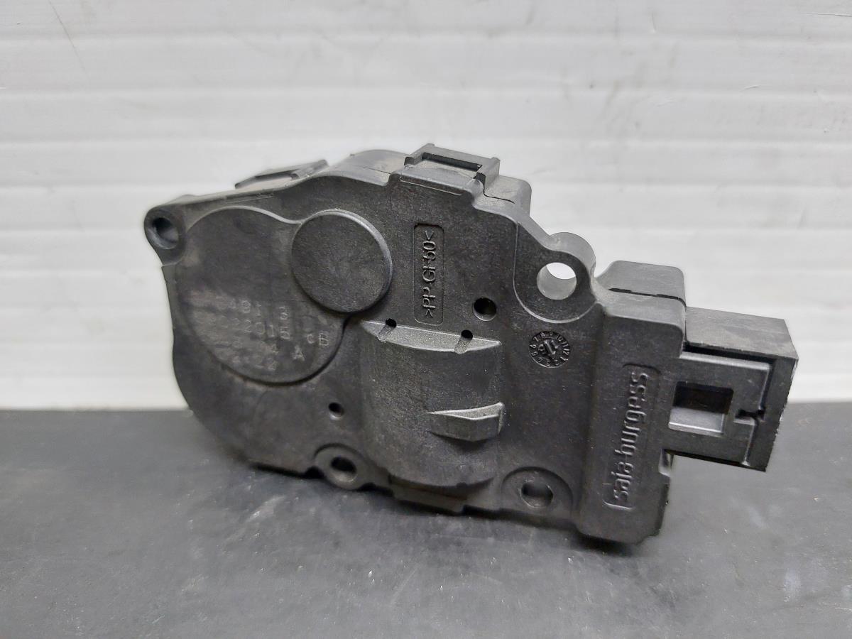 Moteur de volet de chauffage BMW 4 Gran Coupe (F36) Imagem-1