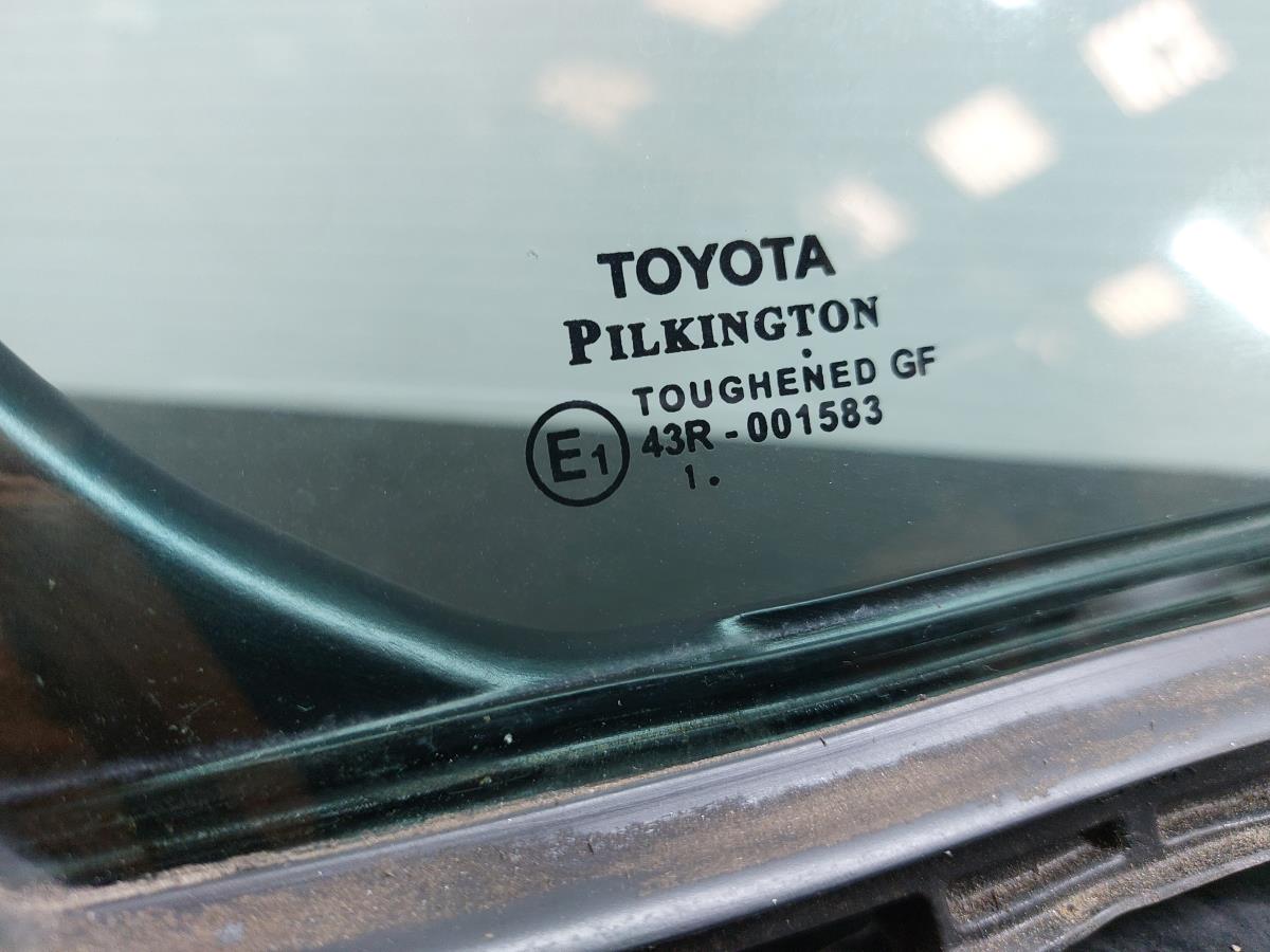 Right rear quarter glass TOYOTA Avensis Sedan (_T27_) Imagem-1