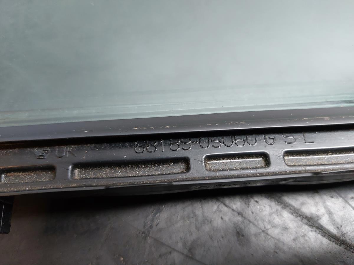 Vidrio del panel Trasero Izquierdo TOYOTA Avensis Sedan (_T27_) Imagem-4