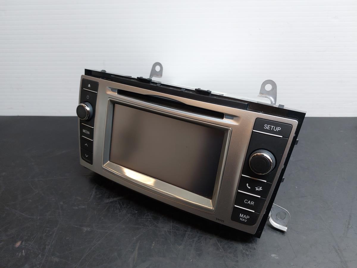Rádio / auto-rádio TOYOTA Avensis Sedan (_T27_)