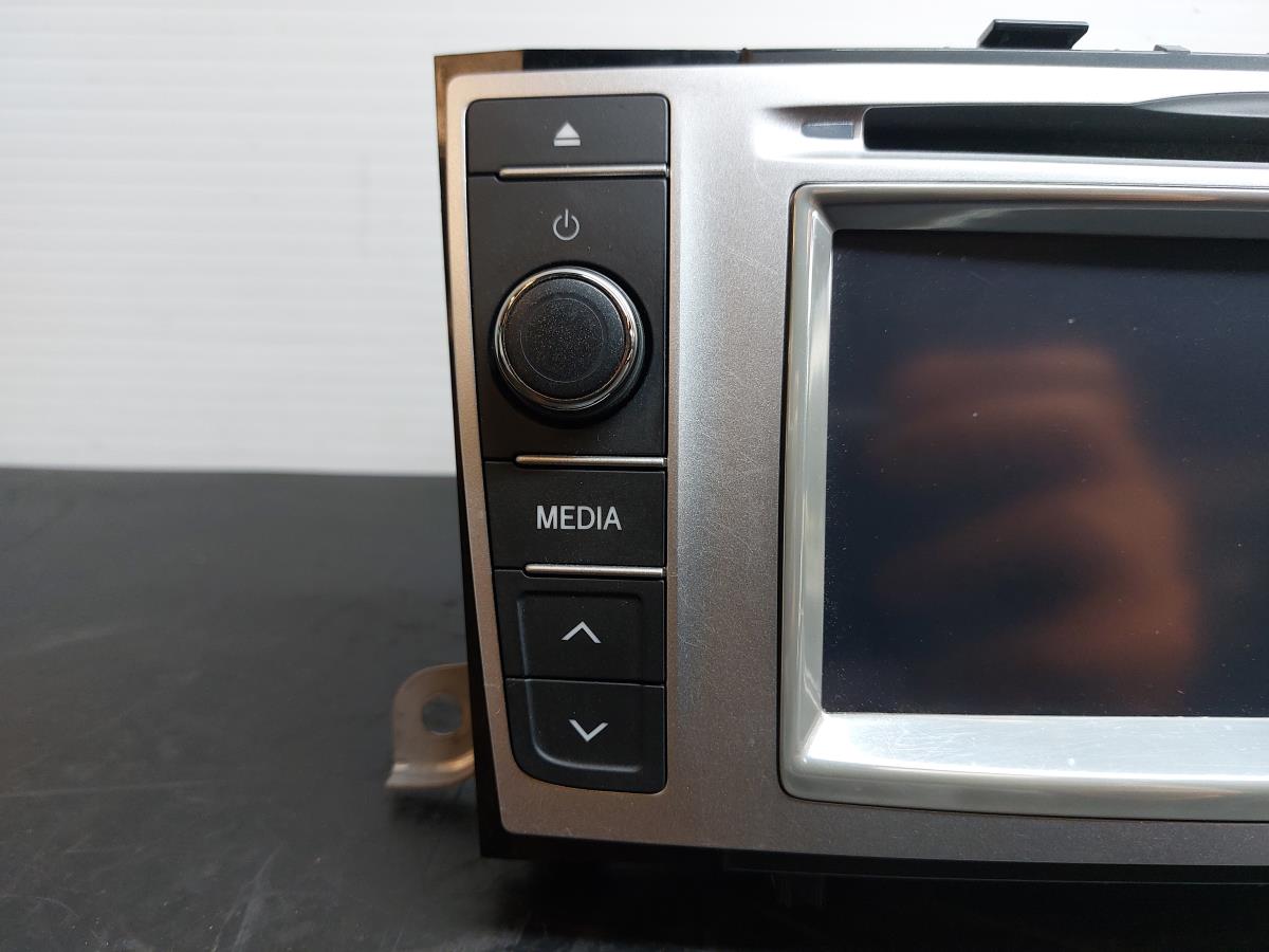 Rádio / auto-rádio TOYOTA Avensis Sedan (_T27_) Imagem-1