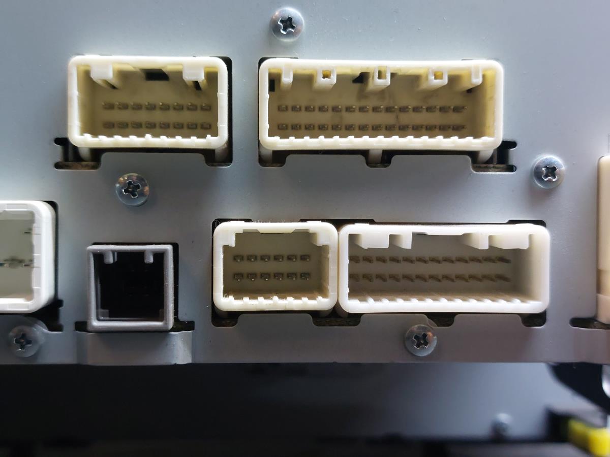 Rádio / auto-rádio TOYOTA Avensis Sedan (_T27_) Imagem-8