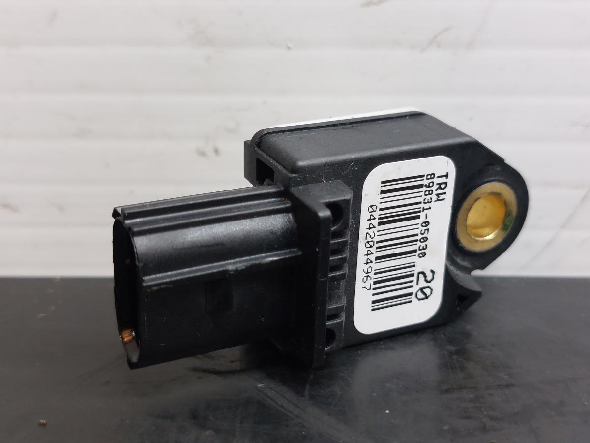 Right front airbag sensor TOYOTA Avensis Sedan (_T27_)
