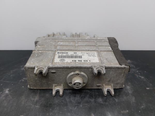 Centralina motor / ECU VOLKSWAGEN Polo (6N)