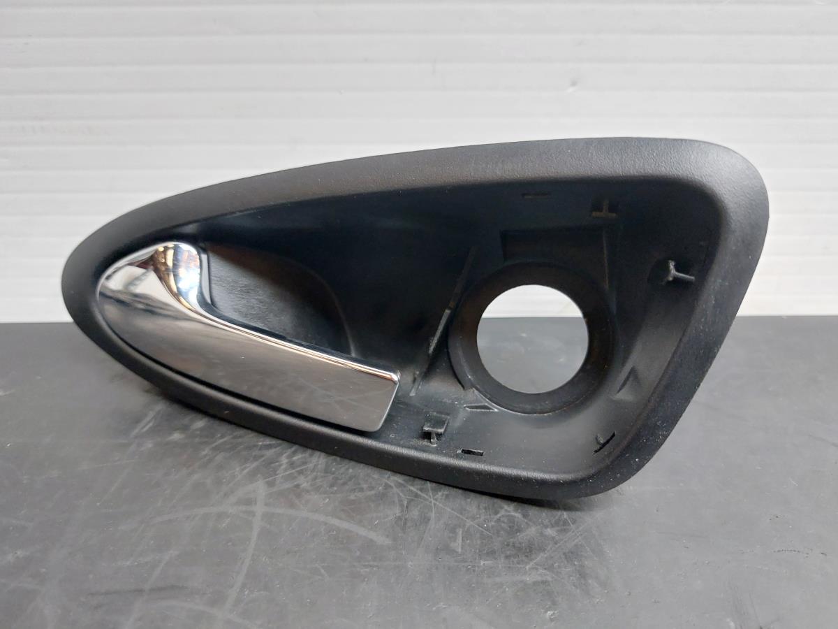 Poignée intérieure porte avant gauche SEAT Ibiza IV (6J5, 6P1)