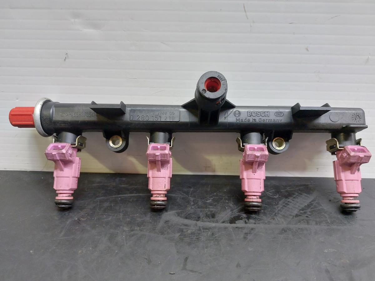 Rampa de inyección FIAT Stilo Multi Wagon (192_)