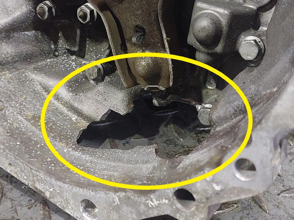 Caixa de velocidades manual VOLKSWAGEN Touran (1T) Imagem-2