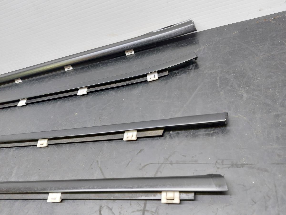 Juego de molduras KIA Ceed SW (ED) Imagem-4