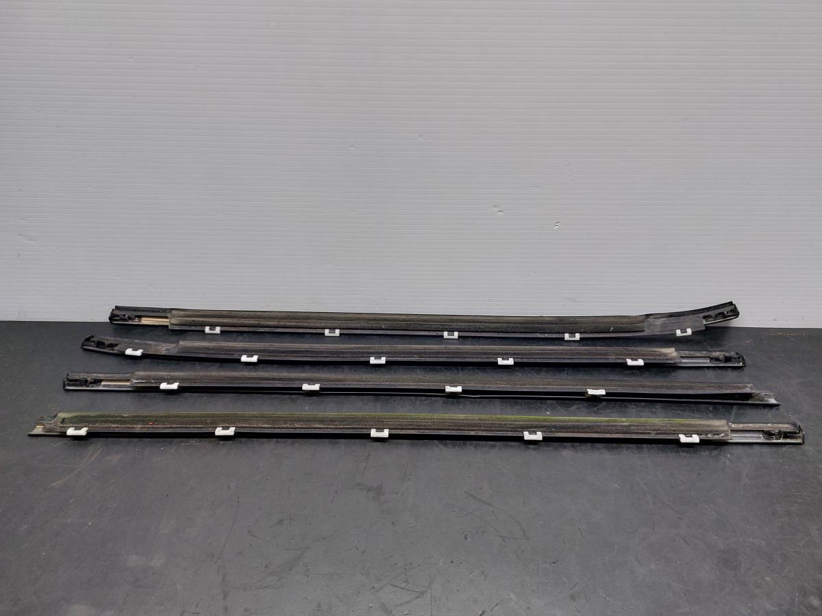 Juego de molduras KIA Ceed SW (ED) Imagem-9