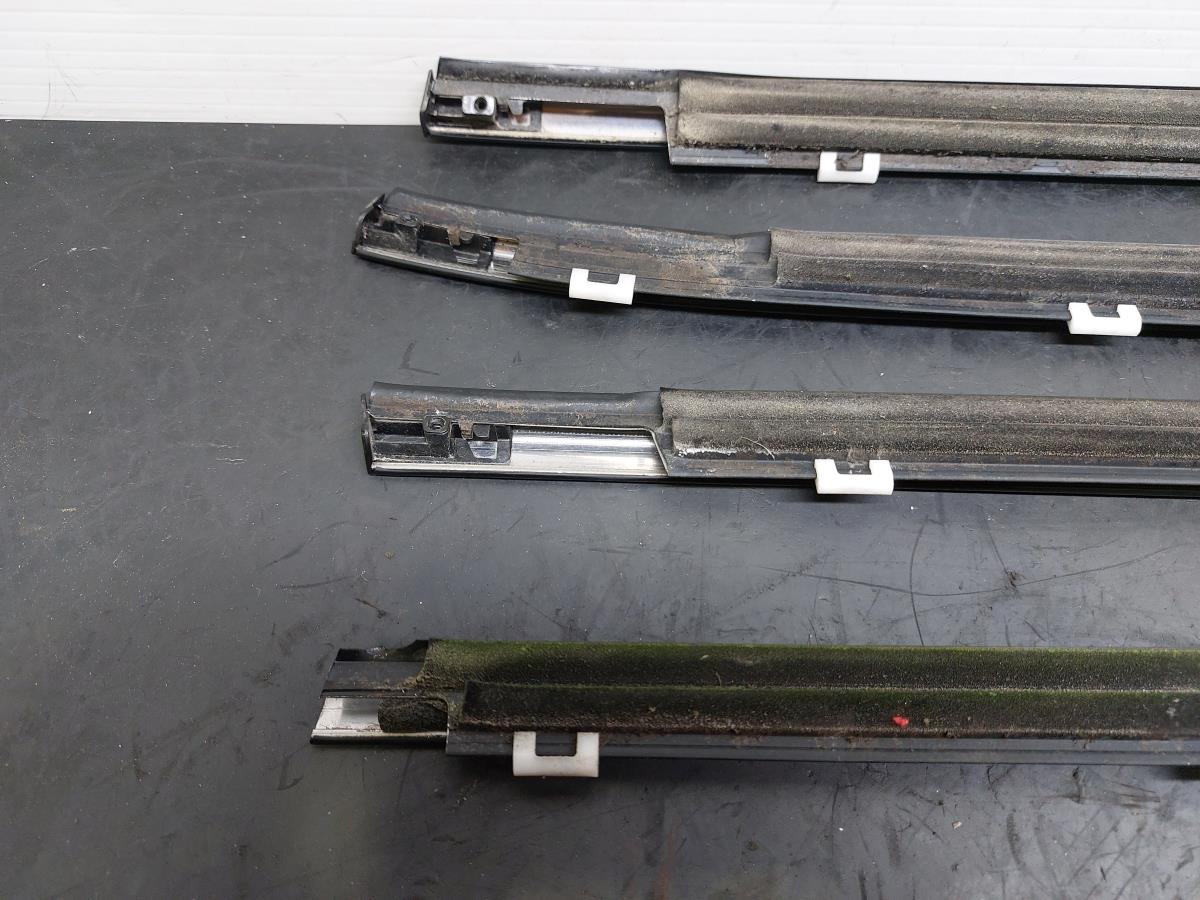 Juego de molduras KIA Ceed SW (ED) Imagem-10