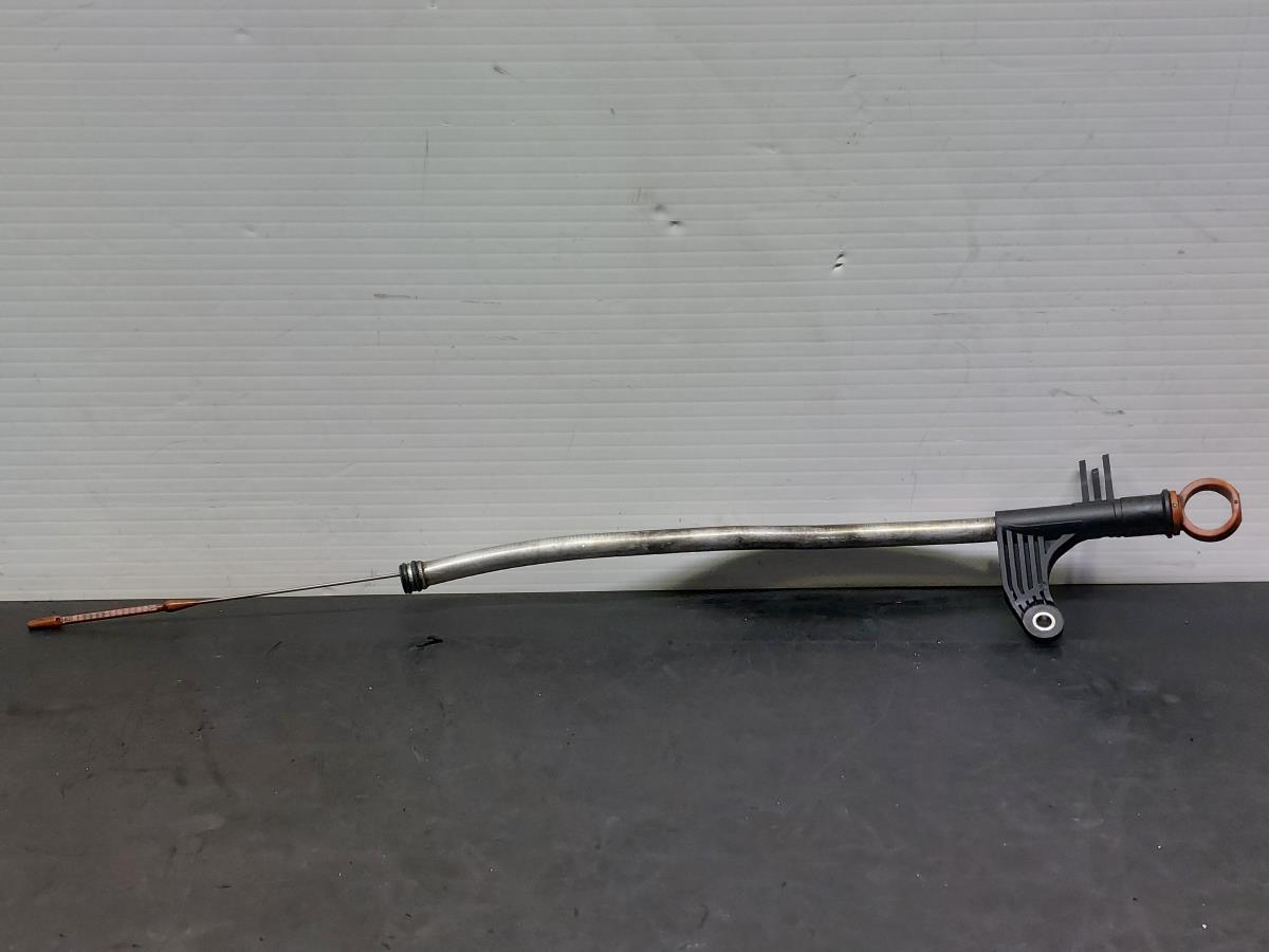 Vareta de óleo PEUGEOT 3008 II (M_)