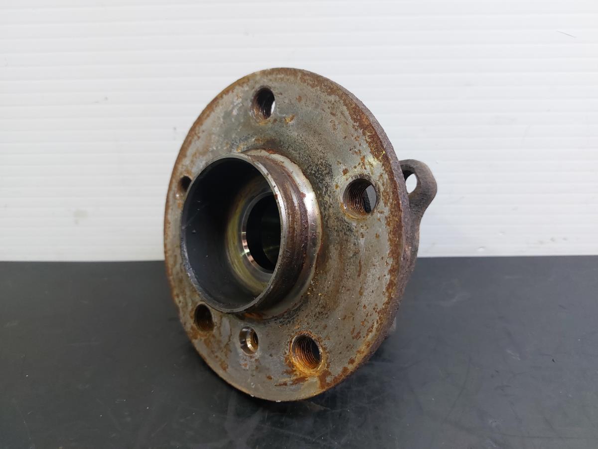 Cubo da roda BMW 1 (F40)