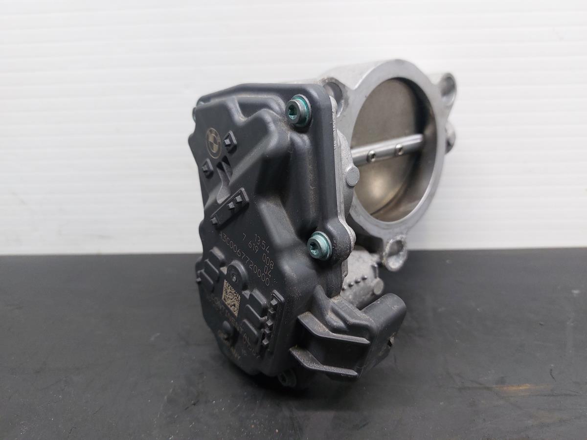 Corpo farfallato BMW 1 (F40)