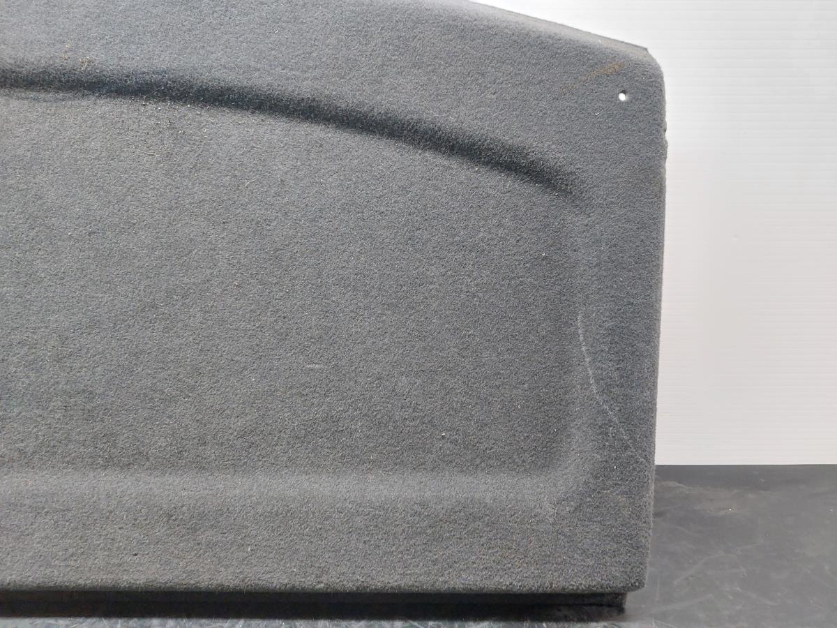 Chapeleira / tampo da mala VOLKSWAGEN Golf V (1K1) Imagem-1