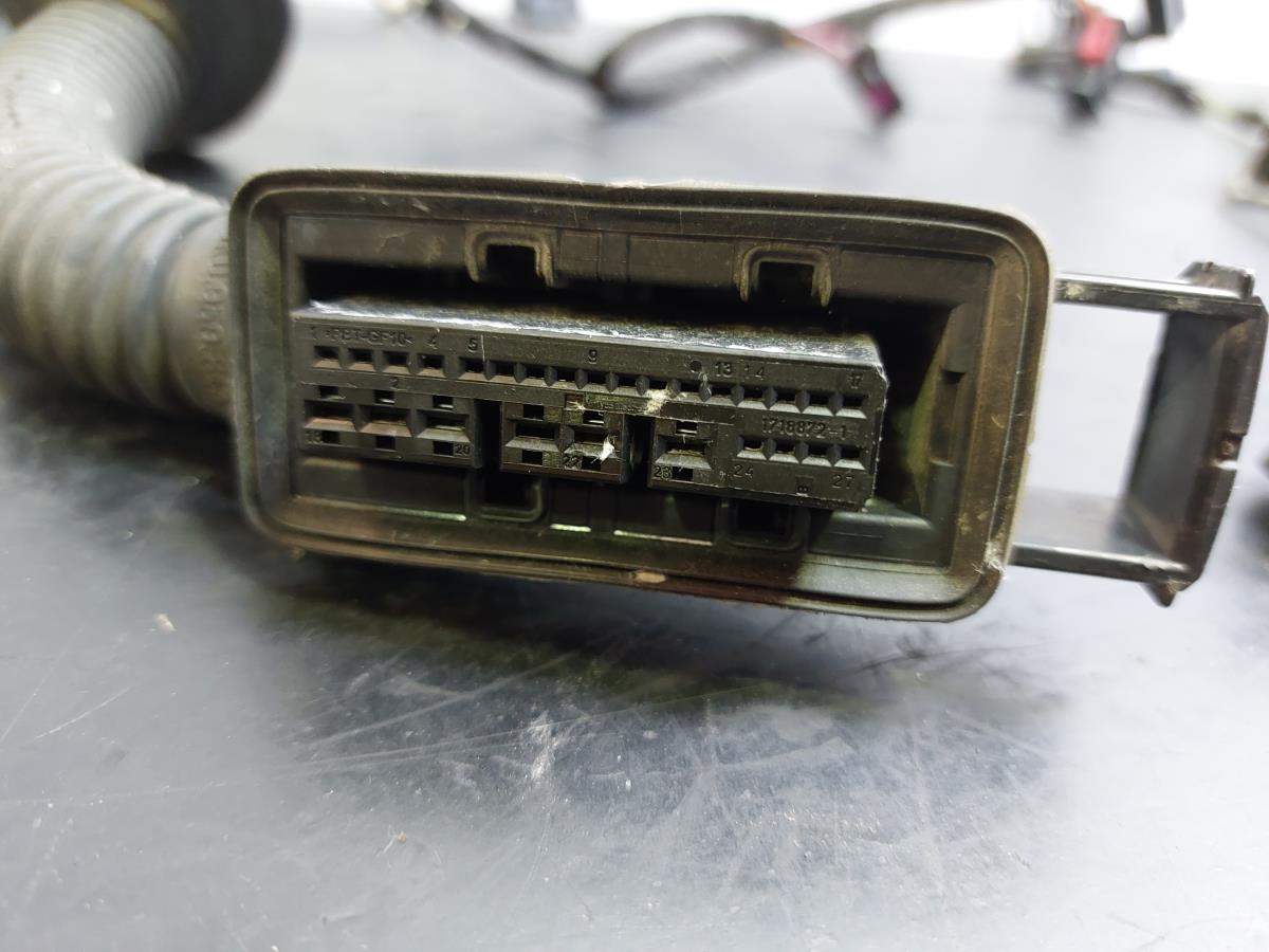 Installation électrique intérieure / câblage intérieur AUDI A4 (8K2, B8) Imagem-1