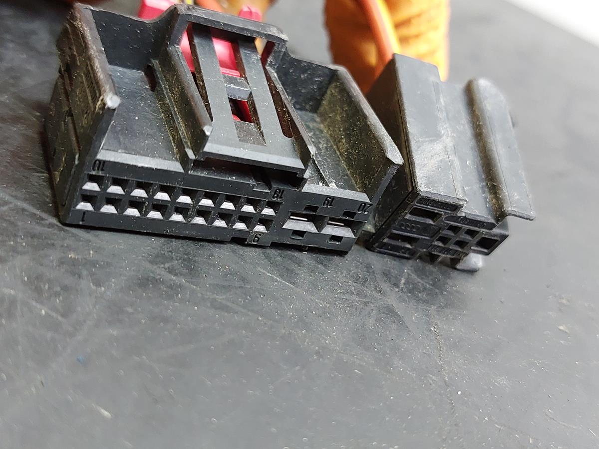 Installation électrique intérieure / câblage intérieur AUDI A4 (8K2, B8) Imagem-4