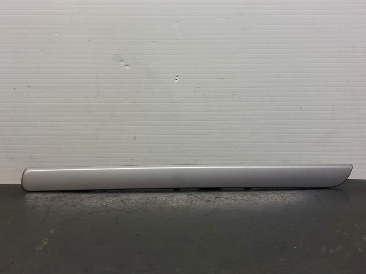 Friso tablero VOLKSWAGEN Golf VI (5K1)