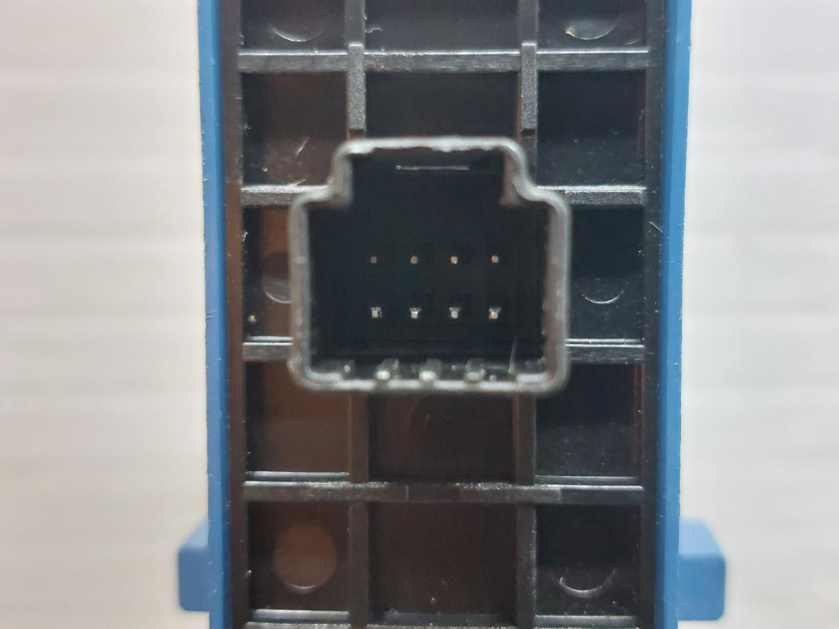 Right Front window control TOYOTA Avensis Sedan (_T27_) Imagem-3