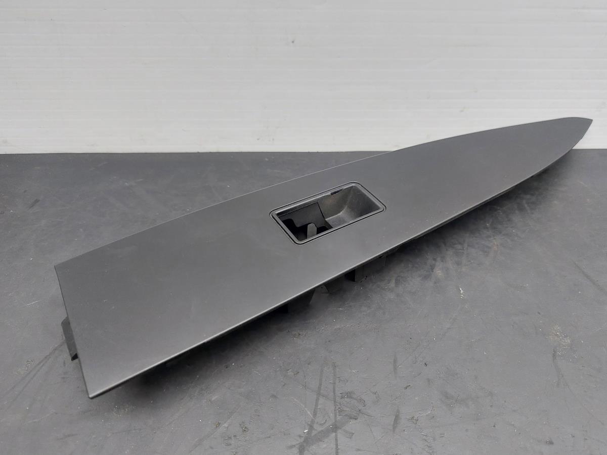 Modanatura porta anteriore destra TOYOTA Avensis Sedan (_T27_)