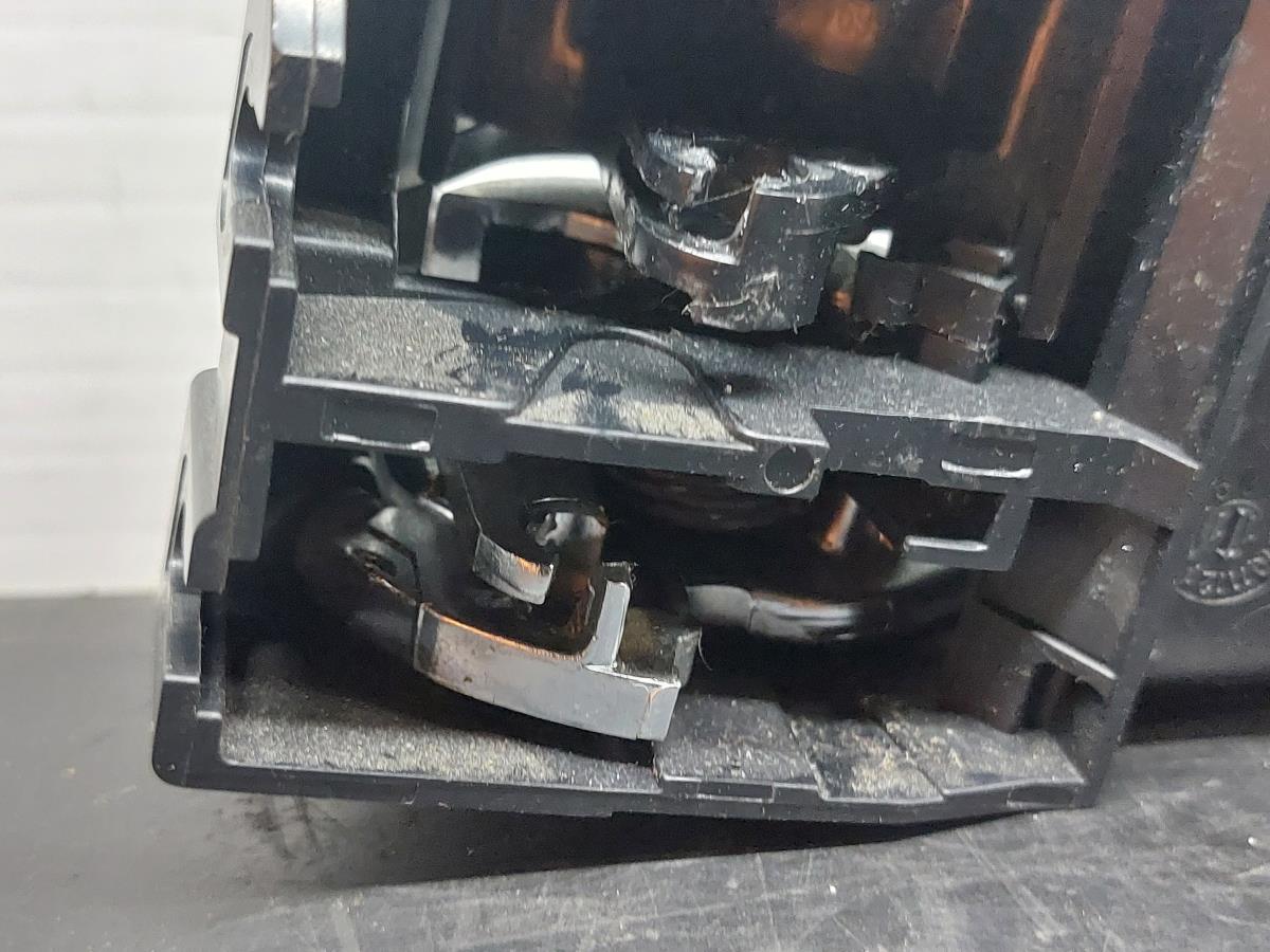 Right front interior door handle TOYOTA Avensis Sedan (_T27_) Imagem-3