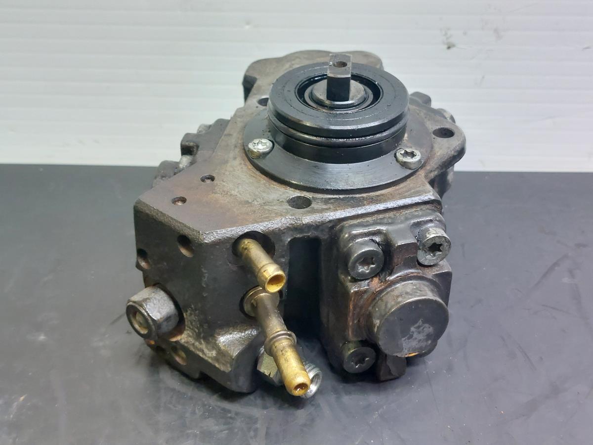 Pompa iniezione OPEL Corsa D Imagem-3