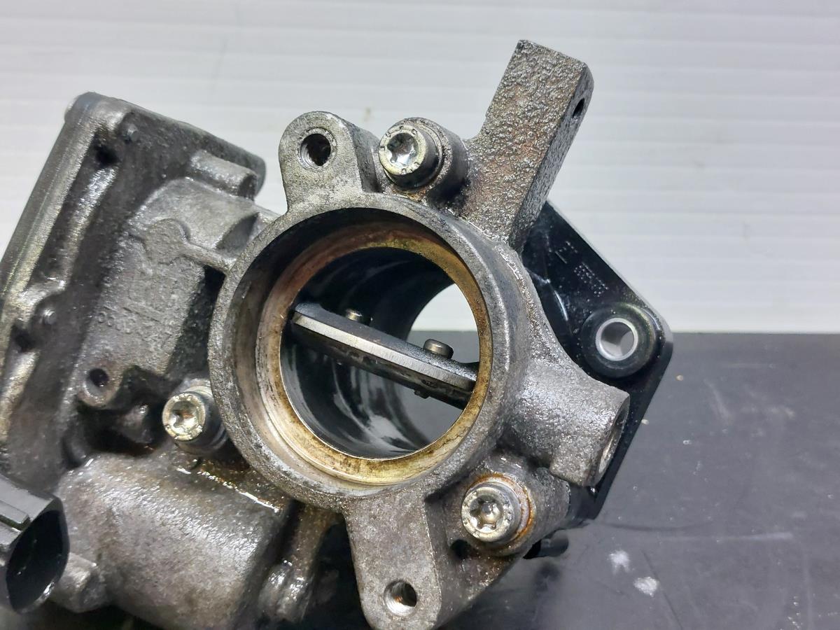 Corpo farfallato OPEL Corsa D Imagem-1