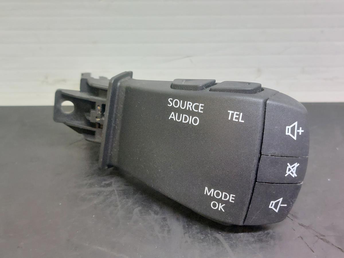 Radio control RENAULT Talisman (L2M_)