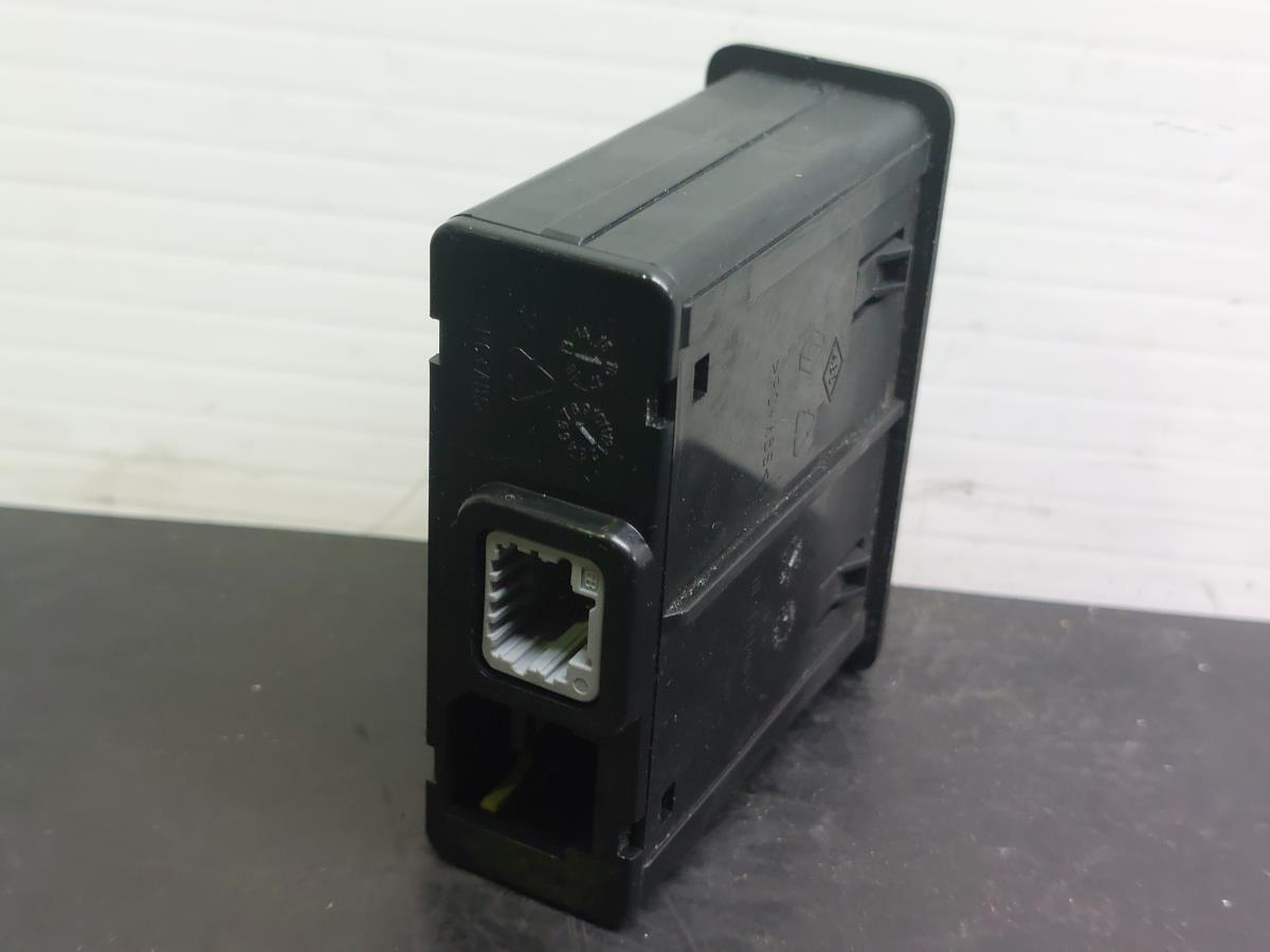 Módulo USB / AUX / IPOD RENAULT Talisman (L2M_) Imagem-3