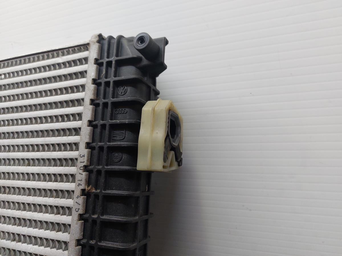 Radiador do intercooler VOLKSWAGEN Scirocco (137, 138) Imagem-3