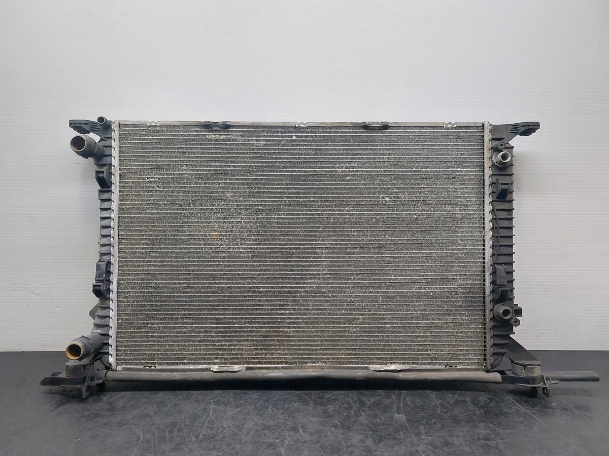 Radiador de água AUDI A4 (8K2, B8)