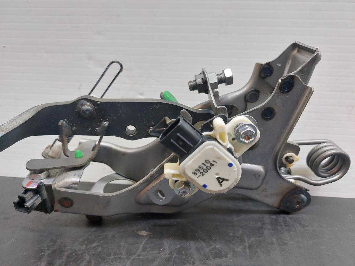 Pedal TOYOTA Avensis Sedan (_T27_) Imagem-1