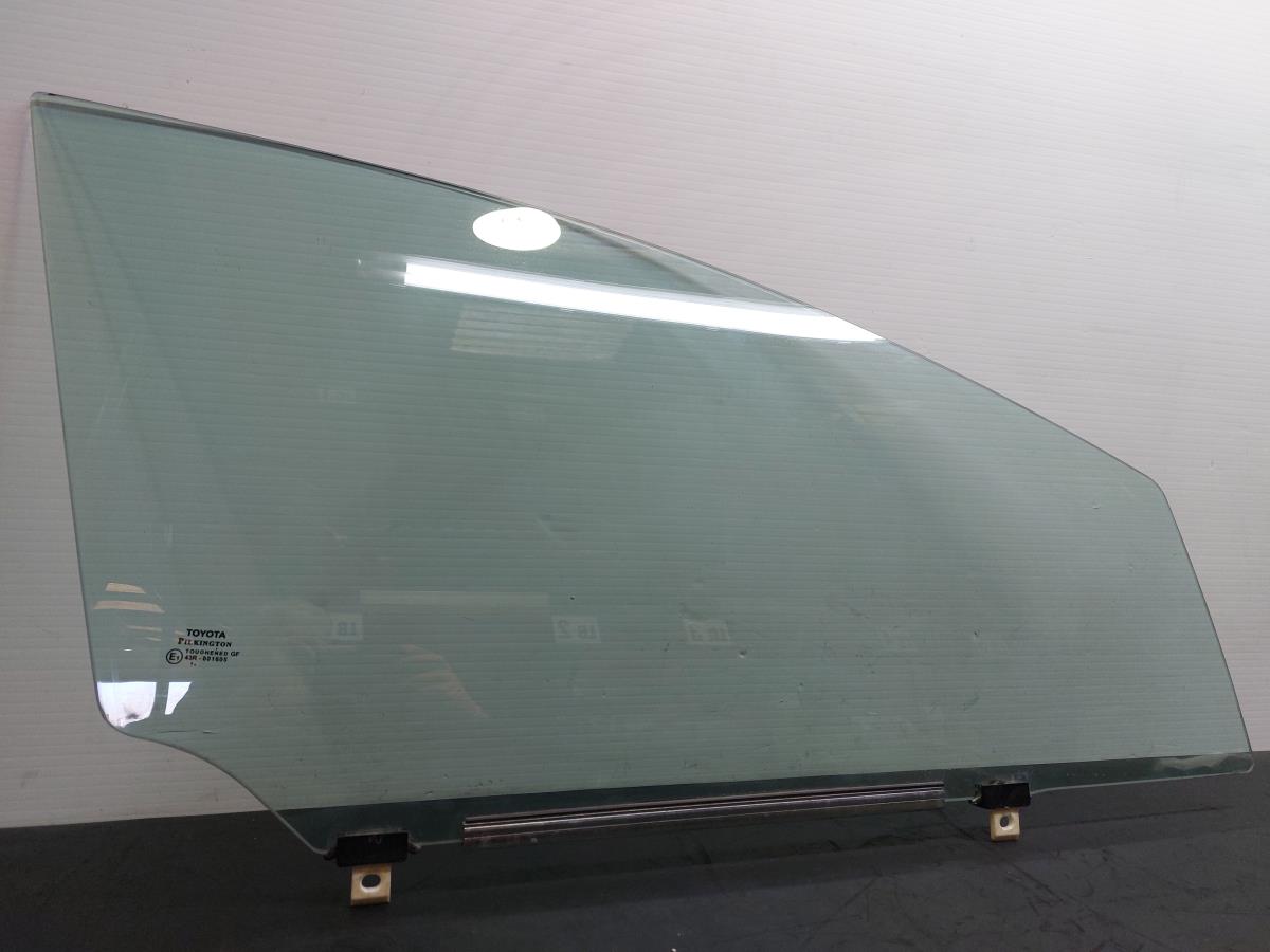 Vetro porta anteriore destra TOYOTA Avensis Sedan (_T27_)