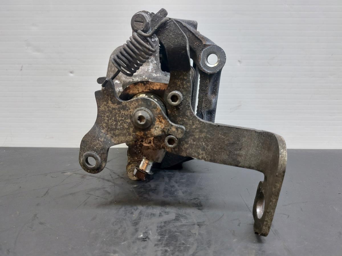 Right rear Brake Caliper TOYOTA Avensis Sedan (_T27_) Imagem-2