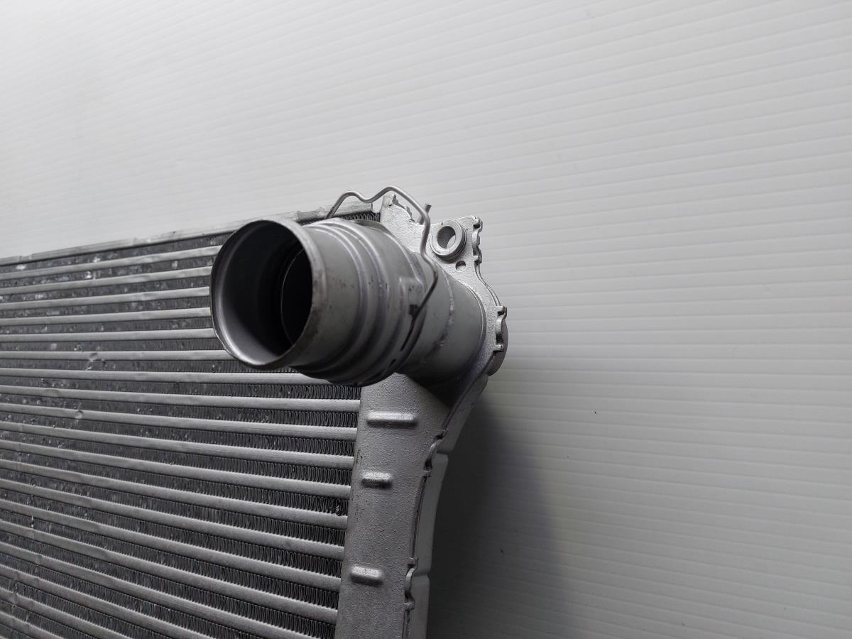 Radiador do intercooler TOYOTA Corolla Verso (ZER_, ZZE12_, R1_) Imagem-2