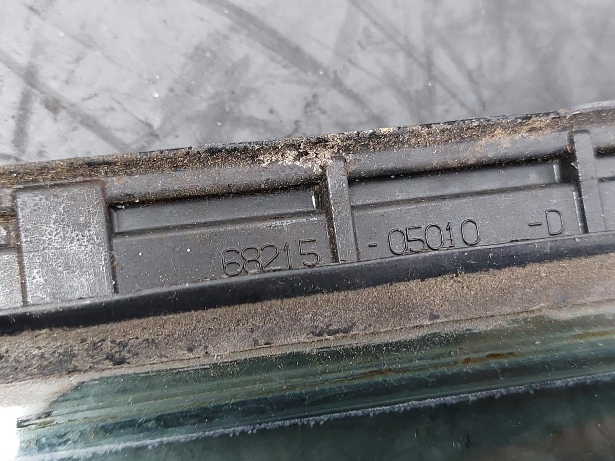 Vetro triangolare porta anteriore destro TOYOTA Avensis Sedan (_T27_) Imagem-2